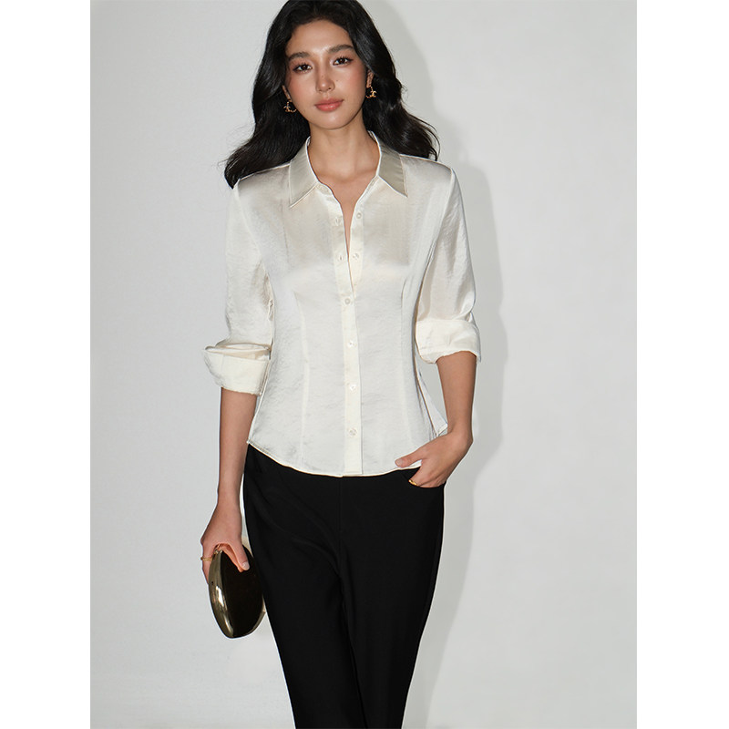NEVA HU Elegant and High-Quality Satin Long-Sleeve Shirt for Women, Glossy and Slimming.