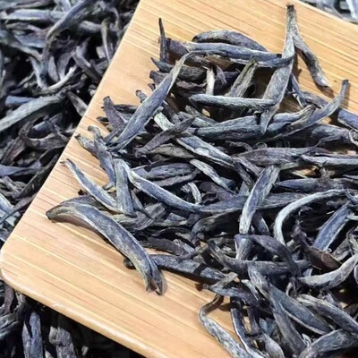 Черный чай Tongmuguan Jinjunmei Meizhan Премиум с одним бутоном Jinjunmei Wuyishan Чай особого сорта с цветочно-фруктовым медовым ароматом 500г
