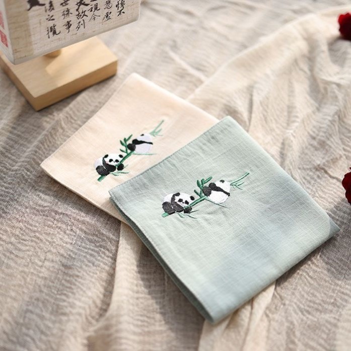 New pure cotton embroidered handkerchief, a Chinese-style gift for studying abroad, perfect for foreigners...