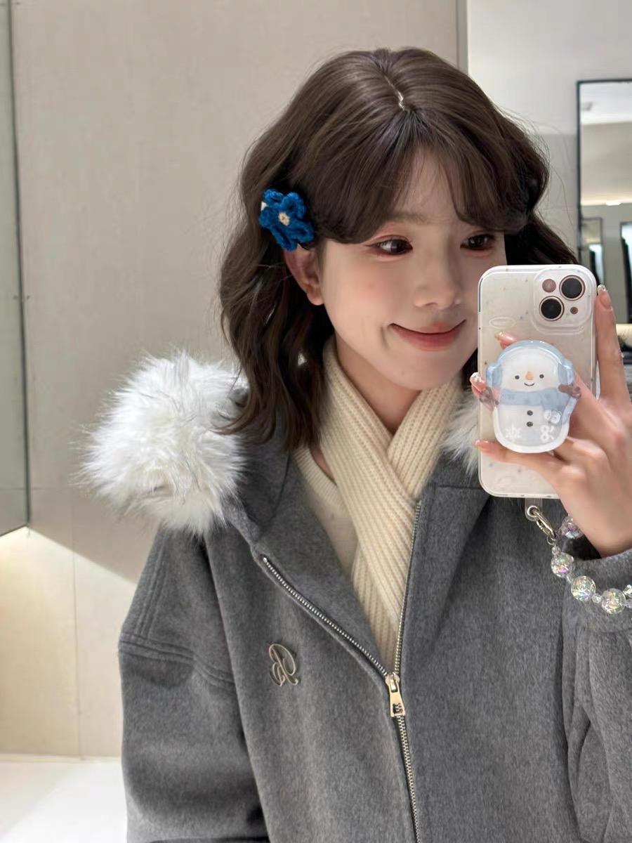 Свитер с капюшоном и меховым воротником в стиле американского ретро, женское осенне-зимнее пальто 2025 года, новое высококачественное повседневное свободное и тонкое шерстяное пальто