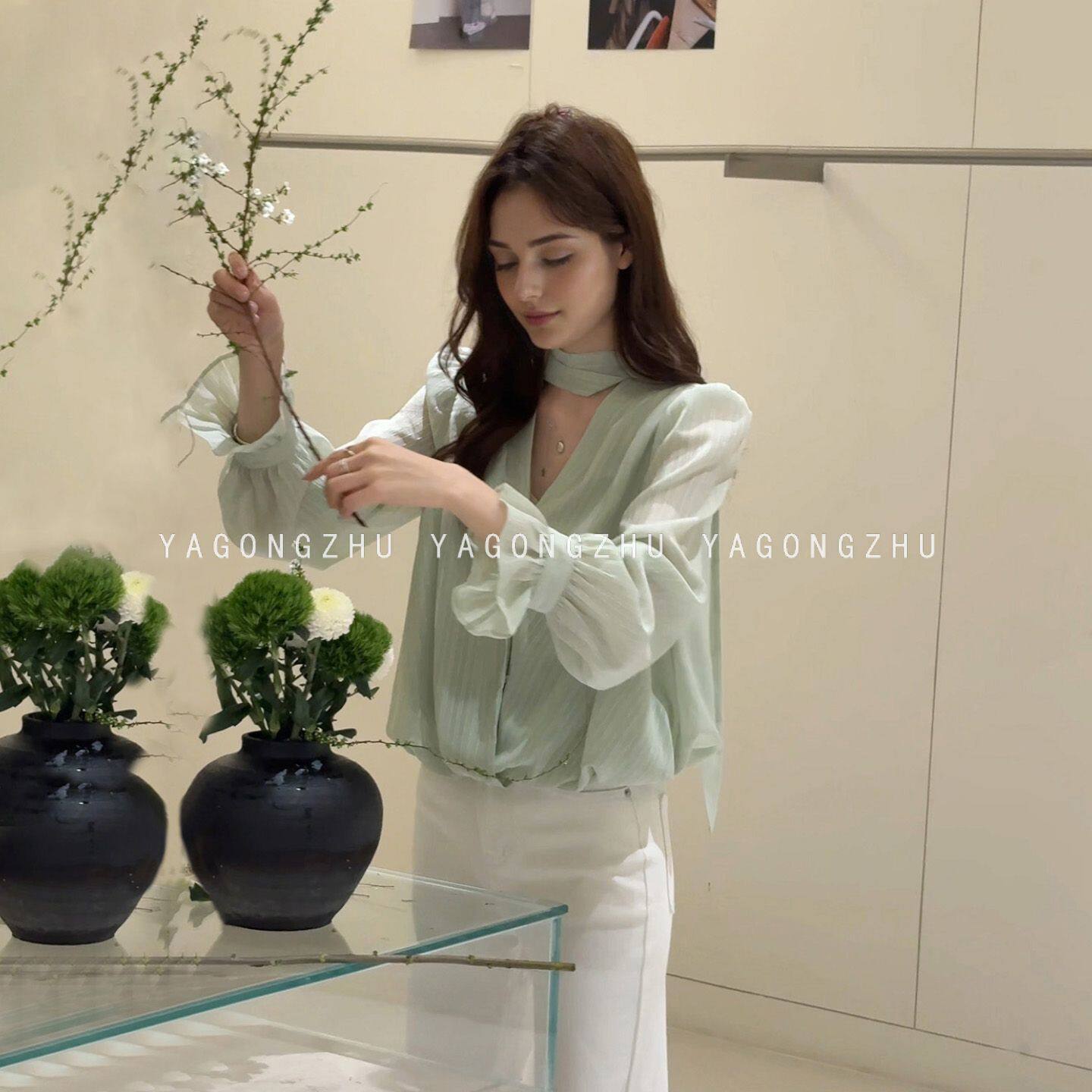 YAGONGZHU Women's Chiffon Blouse, Thin Long-Sleeved Summer Shirt, Unique and Beautiful Mint Green Top with Flowing Ribbons