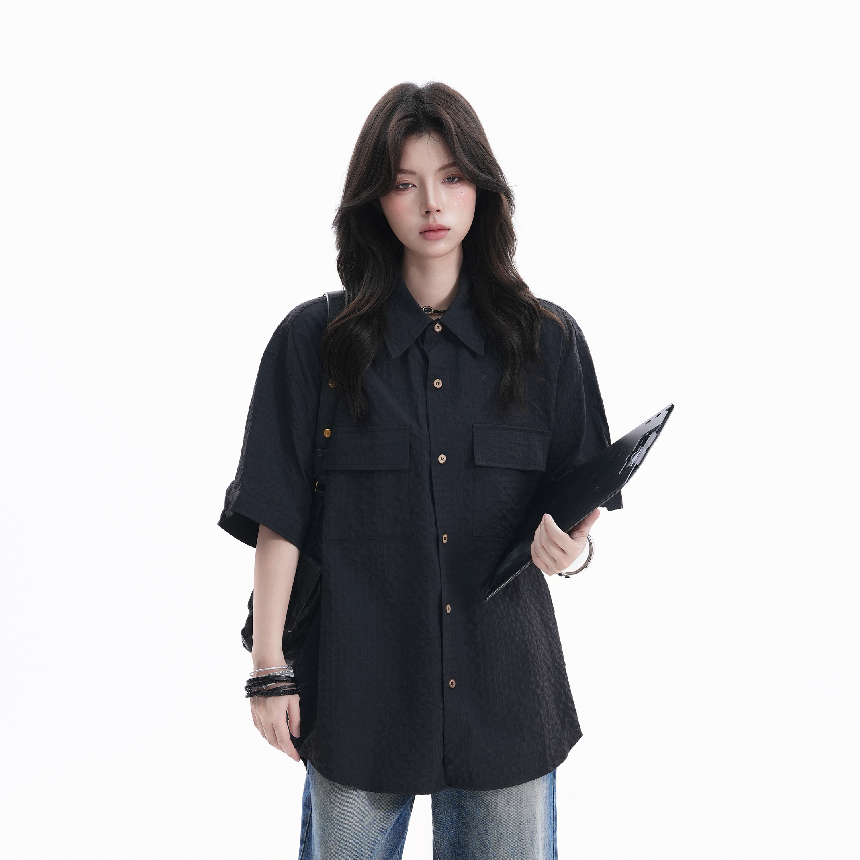 [Sitting around eating away one's savings] American retro black workwear short-sleeved shirt for women, niche design, loose fit, trendy brand shirt.