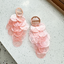 Girl to Queen Shell Pink Round Earrings