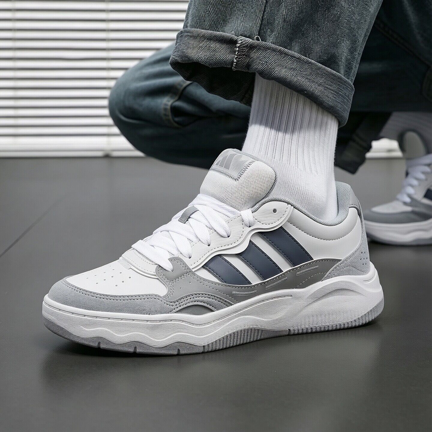 Официальные аутентичные кроссовки Adidas, мужская обувь, новинка 2026 года, осенняя спортивная обувь с низким берцем на толстой подошве, повседневная обувь