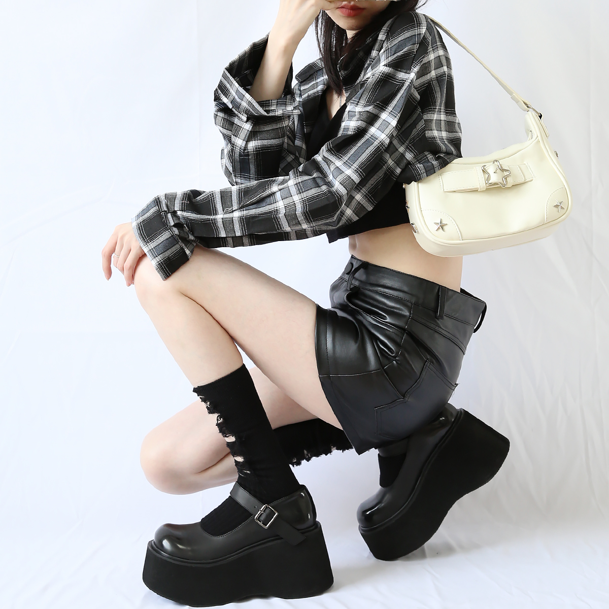 Туфли JUICE PARK Mary Jane на толстой подошве в стиле ретро, маленькие кожаные туфли для горячих девушек, новые маленькие туфли с увеличенным большим носком