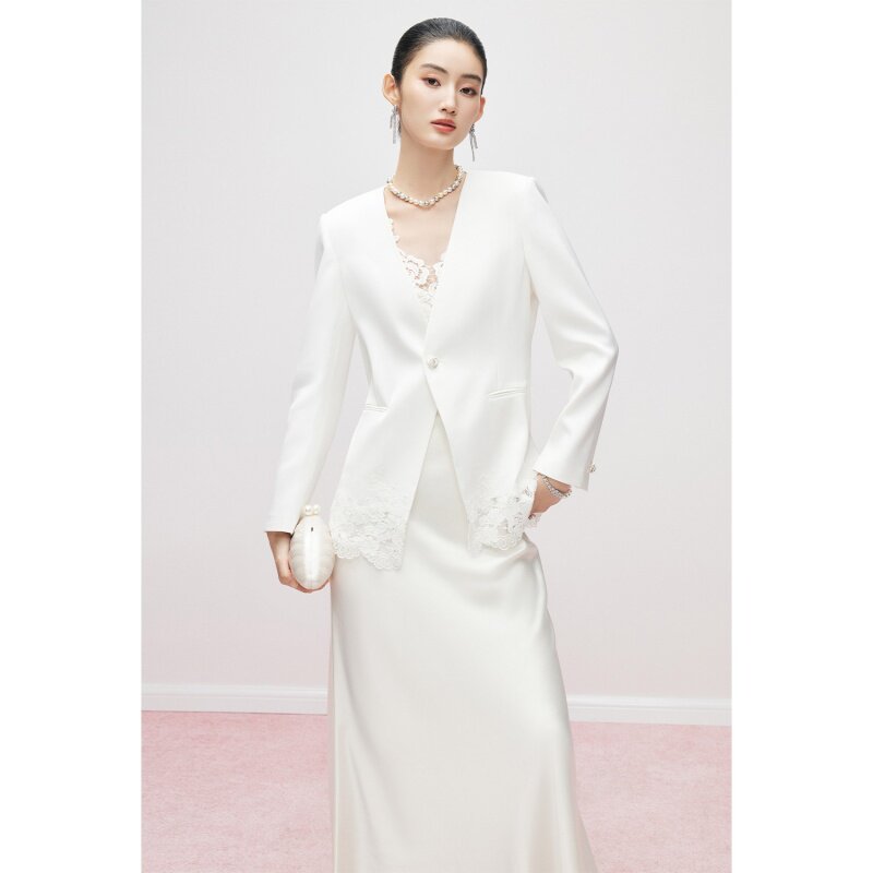 MandyZhang daughter white moonlight, белый костюм из плотного ацетата, женский осенний кружевной костюм высокого класса с V-образным вырезом