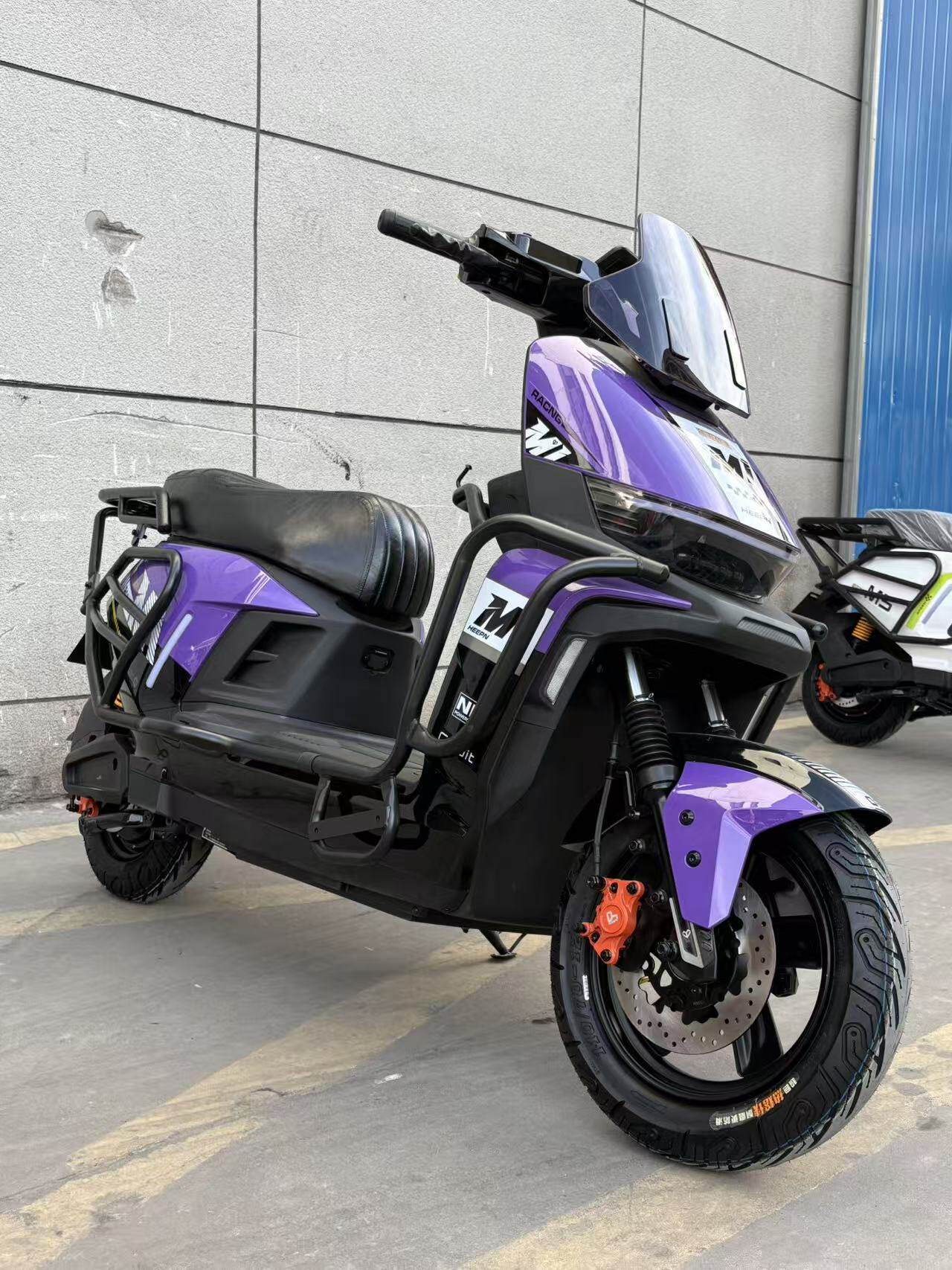 Мощный электромобиль Xiaolong с возможностью обмена энергией на вынос 48V60V72V большой батарейный отсек smart electric vehicle