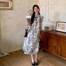 Wearing the New Chinese Pregnant Women's Dress and Qipao for a Lifetime