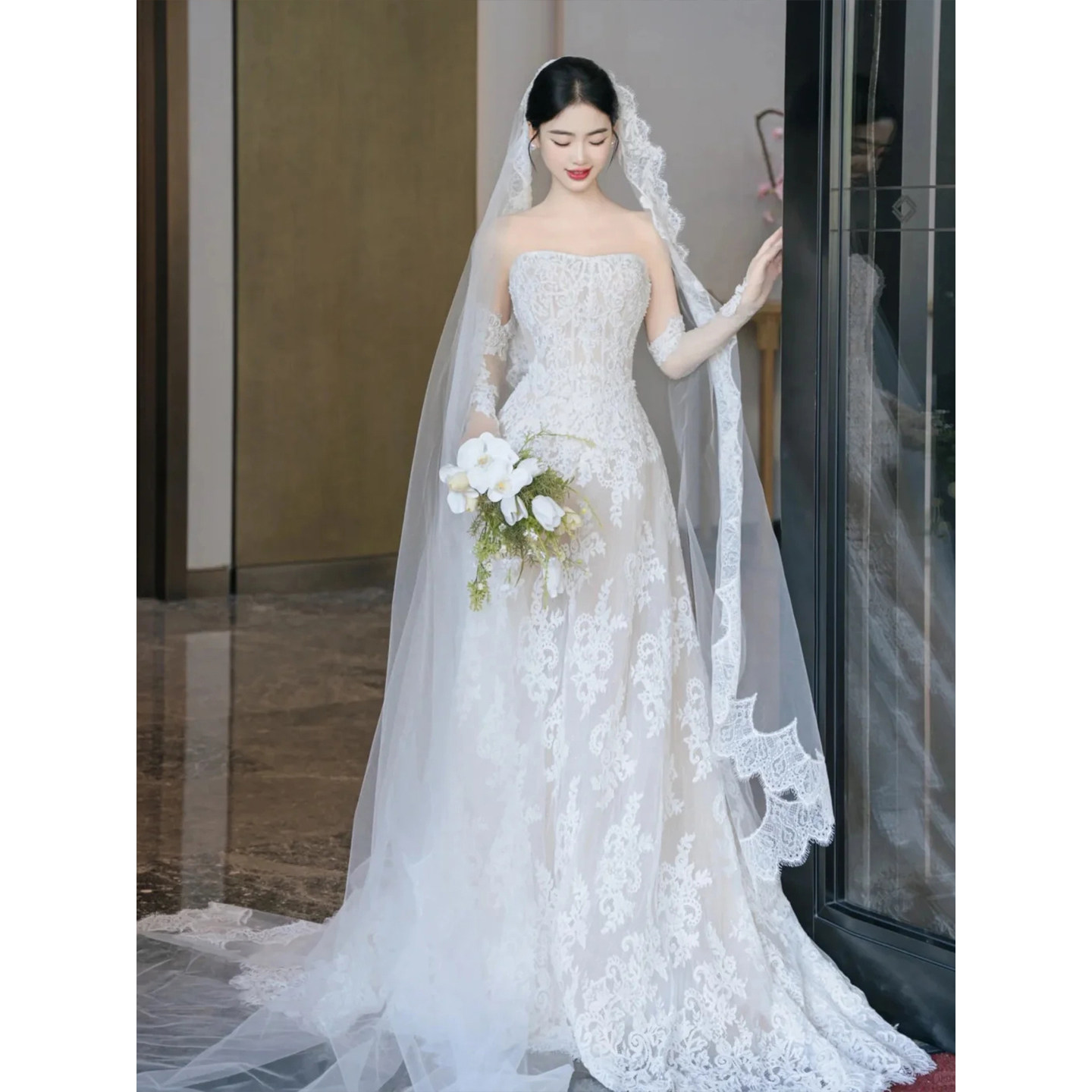 Топ-топик французское легкое свадебное платье bride 2025 новая высококачественная текстура простой легкий роскошный маленький хвостик выходит из основной пряжи