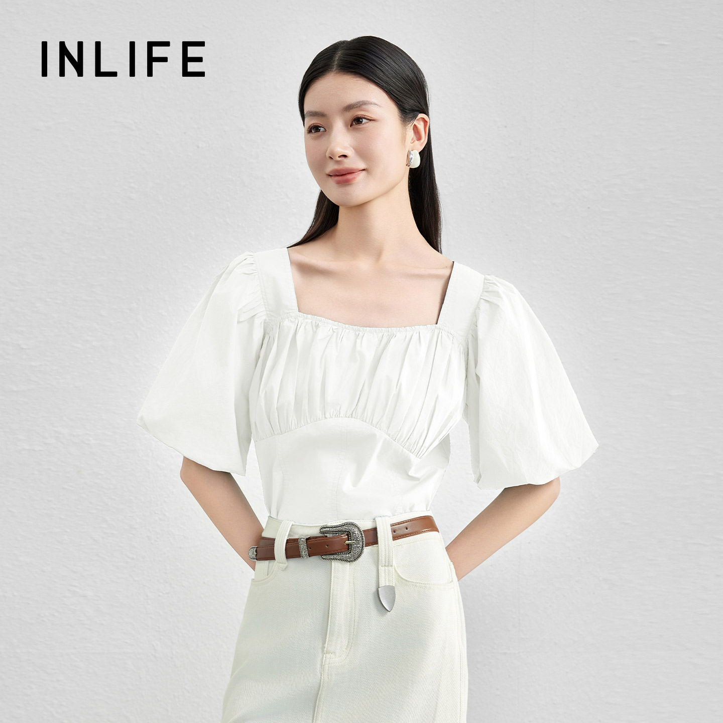 Inaf French-style puff sleeve square neck blouse for women, 2026 summer new style, elegant short shirt, loose top.