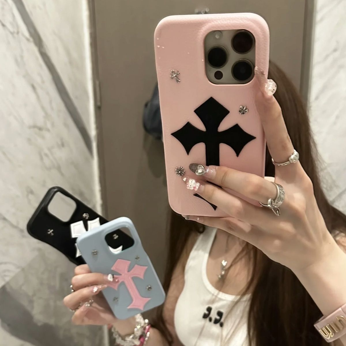 Apple series phone cases, retro niche original phone cases, cross phone cases, custom phone cases available.
