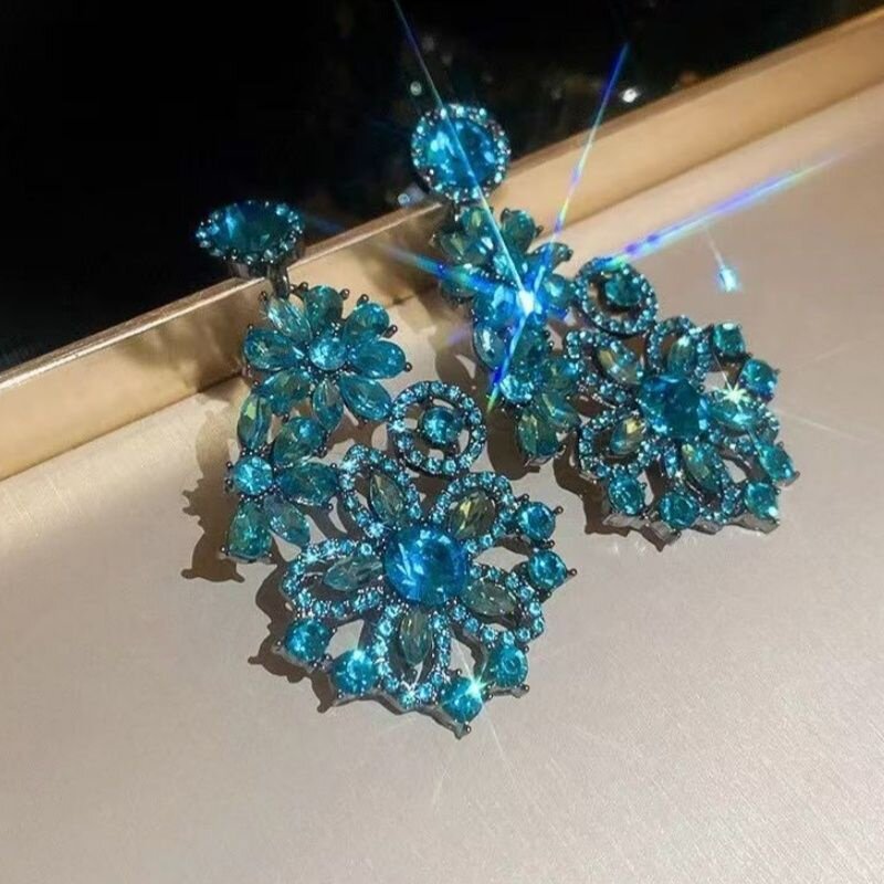 Серебряная игла, серьги с голубым бриллиантовым цветком, преувеличенный дизайн, ретро-серьги, новая мода, легкие, роскошные, темпераментные серьги с кисточками