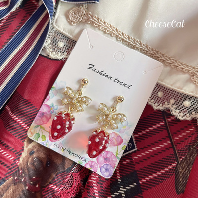 taobao agent 【芝士猫手作】草莓夏洛特洛可可圣诞节甜美lolita饰品耳钉耳夹