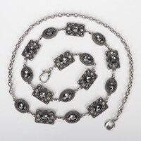 Niche light luxury style retro carved waist chain women's rhinestone chain versatile decorative belt fashionable skirt and fine accessories