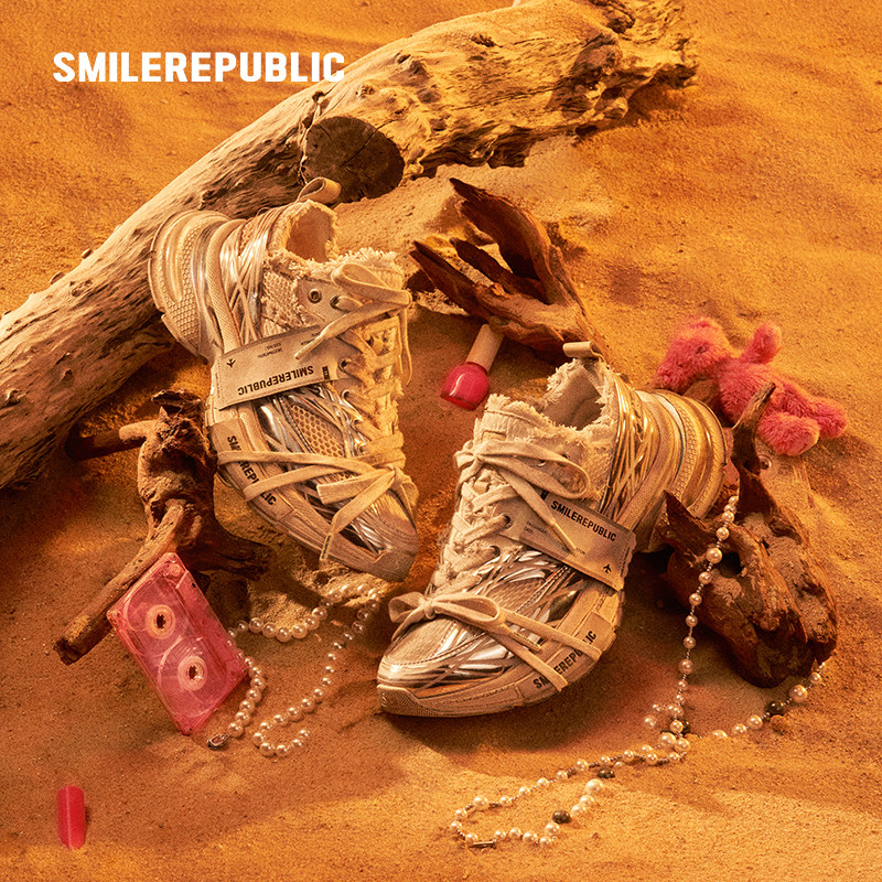 [Белый олень в том же стиле] серебристые туфли smilerepublic для папы на толстой подошве, повседневная спортивная обувь, подарок девушке