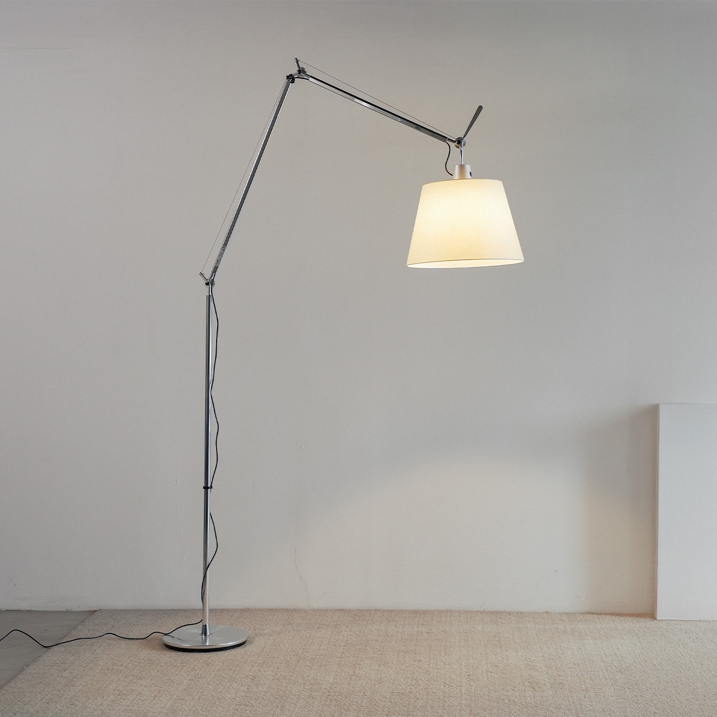 Италия tolomeo торшер с коромыслом, регулируемый светильник, художественная ретро гостиная, вертикальный светильник, роскошный дизайнерский