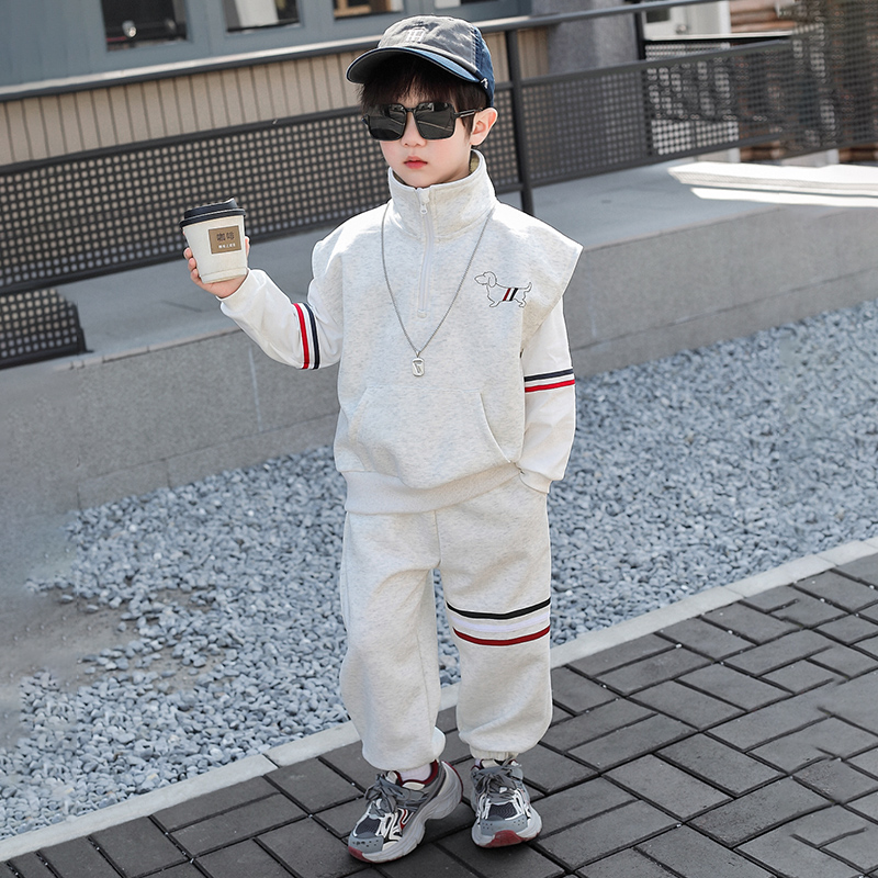 Костюмы для мальчиков, весна и осень 2025, новинка, красивый легкий роскошный детский спортивный свитер в стиле Ruffian, тренд детской одежды из трех предметов