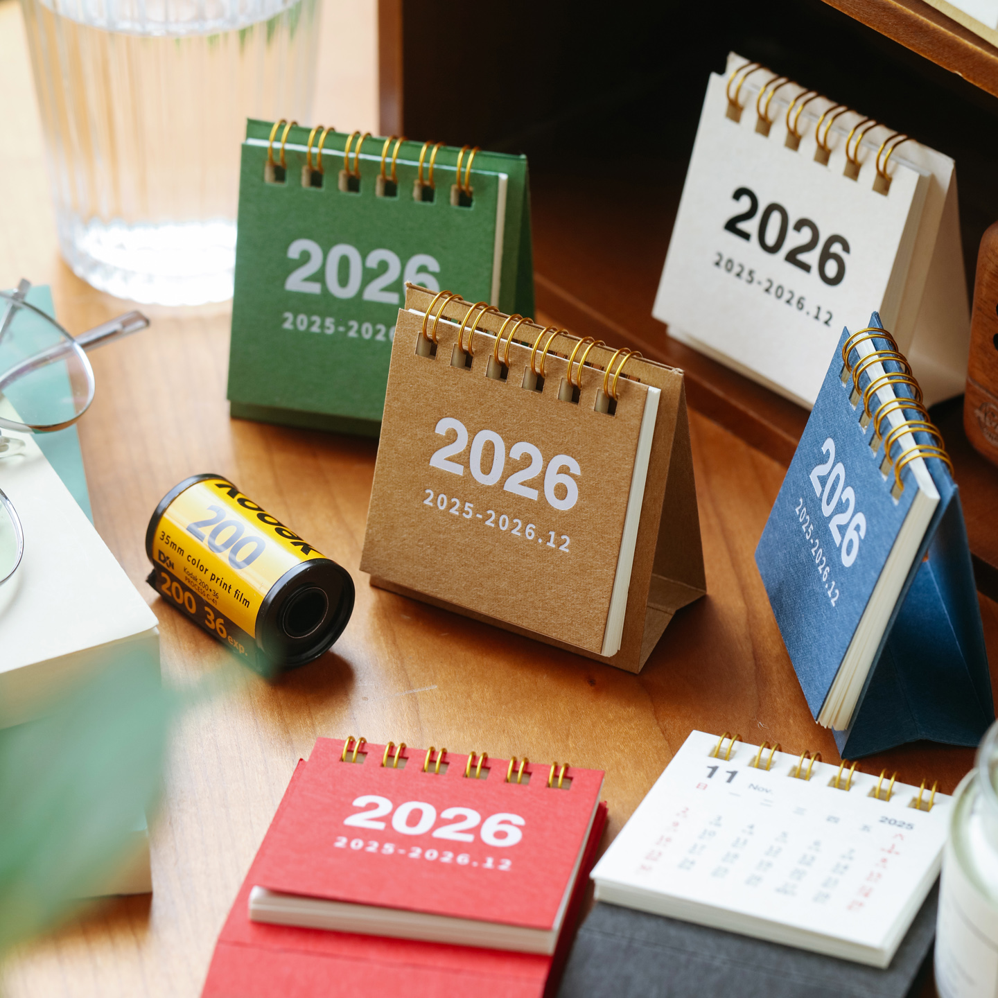 Мини-настольный календарь Guantao на 2025 и 2026 годы, простая, маленькая, свежая, высококачественная планировочная книга, украшение рабочего стола, мир и радость, все подходит для настольного календаря на 2025 год, цитат благословений, ежемесячного календаря