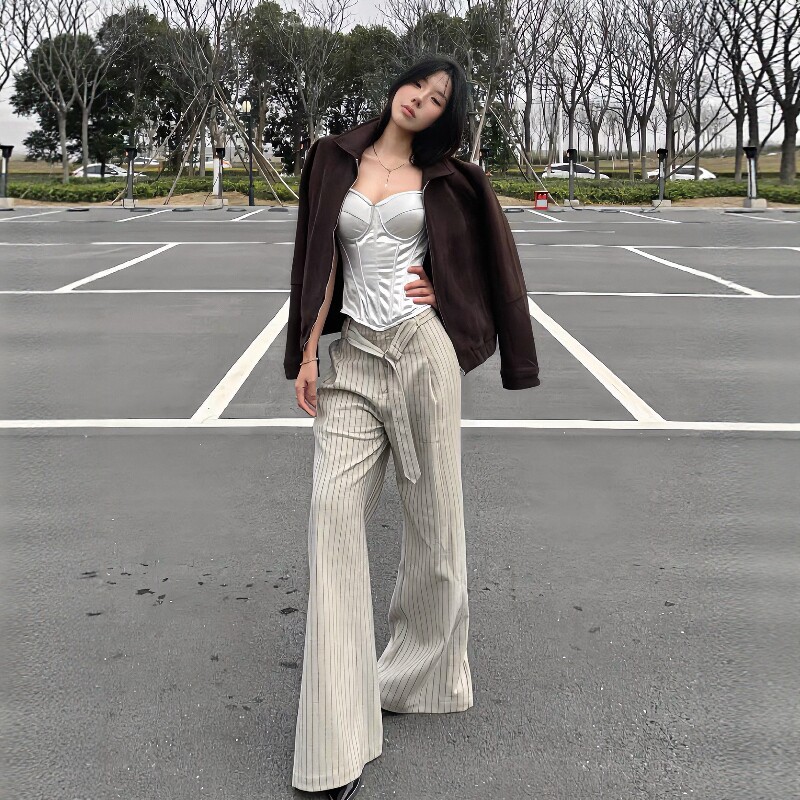PMY "Traces" Subtle Pattern Jacquard Single Pleated Trousers with Detachable Ribbon, Loose-fitting Slightly Flared Striped Dress Trousers for Commuters