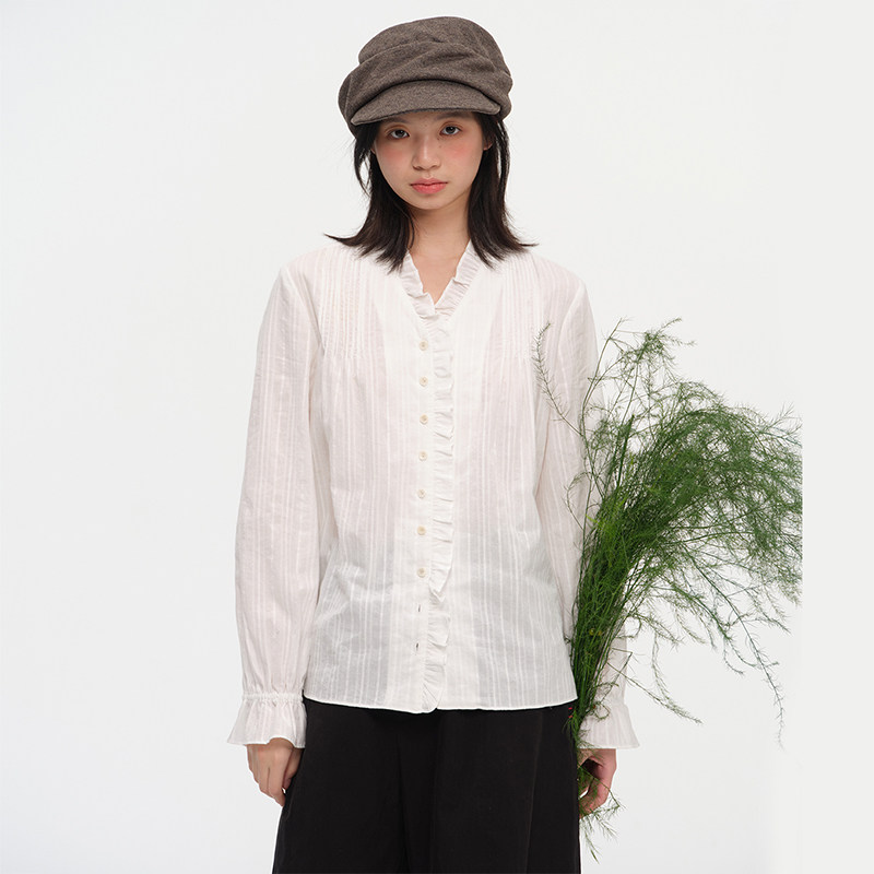omont Egg Tart Retro French V-neck Ruffled Long-sleeved Shirt 2026 Autumn Loose and Relaxed Layering Shirt
