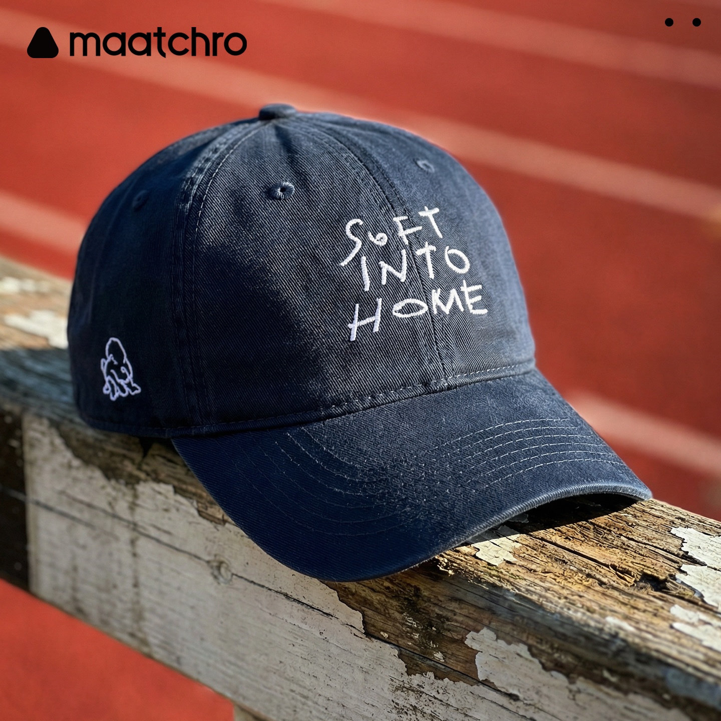 MaatChro [в том же стиле, что и у Лу Юйсяо] бейсболка с мягким верхом Aura Puppy cap, вышитая корейскими буквами.