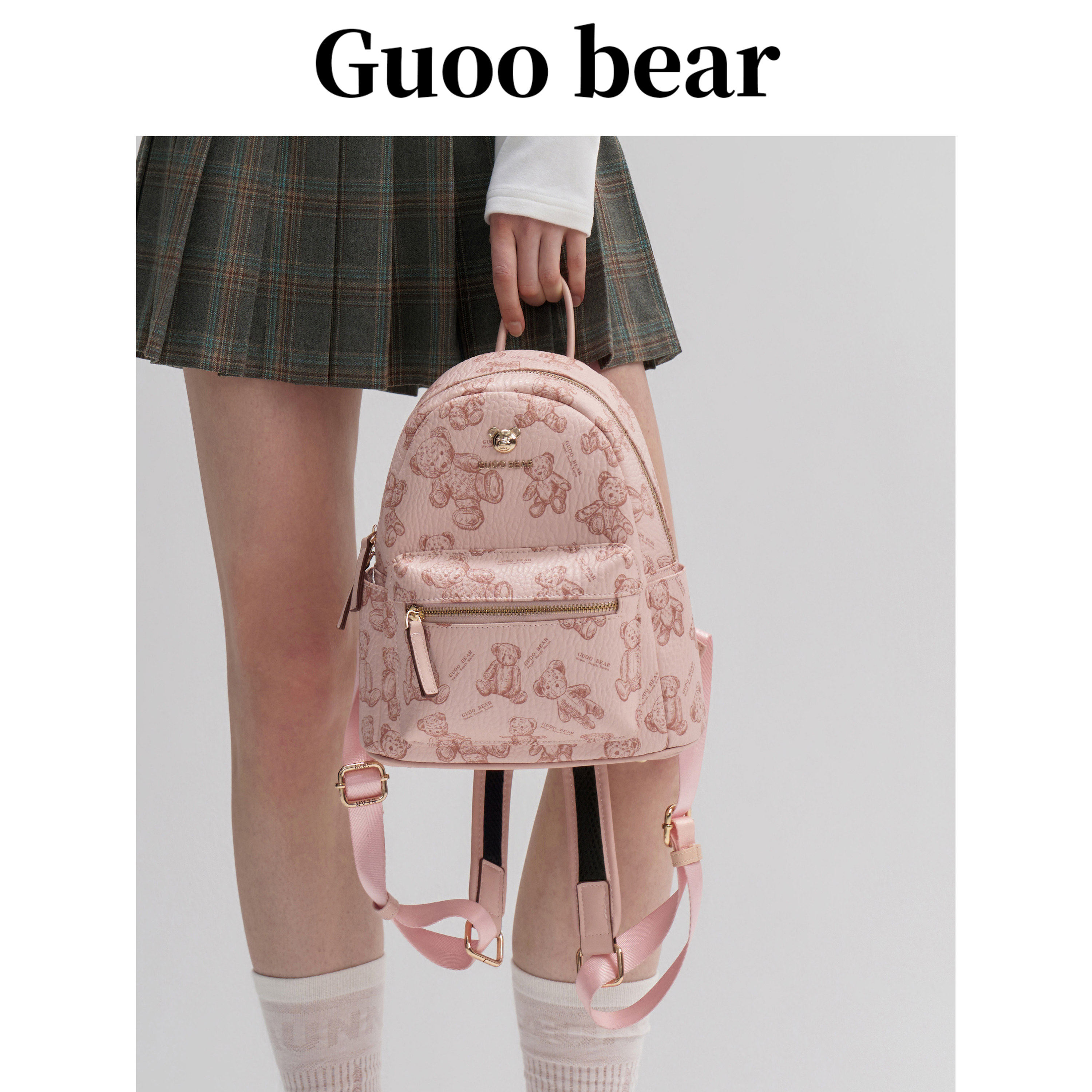 Daily Pooh Bear Bado Bear, cùng làm việc với một cái túi đeo tay đôi lớn để mua một lô hàng mới 2026.