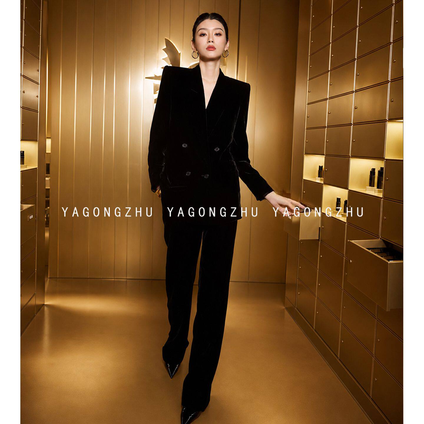 [Xi Mengyao в том же стиле] бархатный костюм YAGONGZHU, профессиональная одежда, черная куртка, женские брюки с высокой талией.