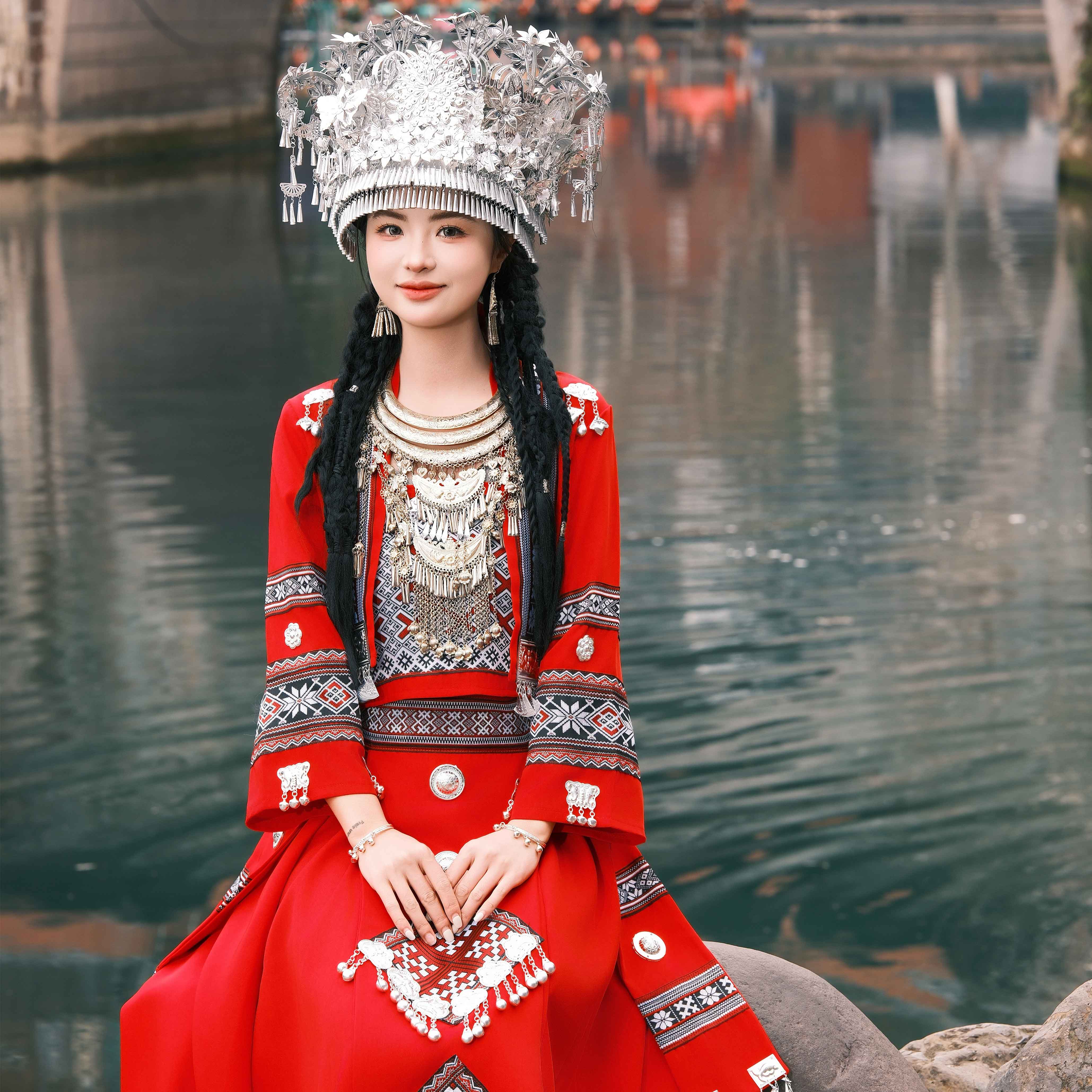 Новая одежда Miaojiang, костюм для девочек, одежда этнических меньшинств, древний стиль Miaojiang, этническая дорожная съемочная сетка, красная одежда для взрослых