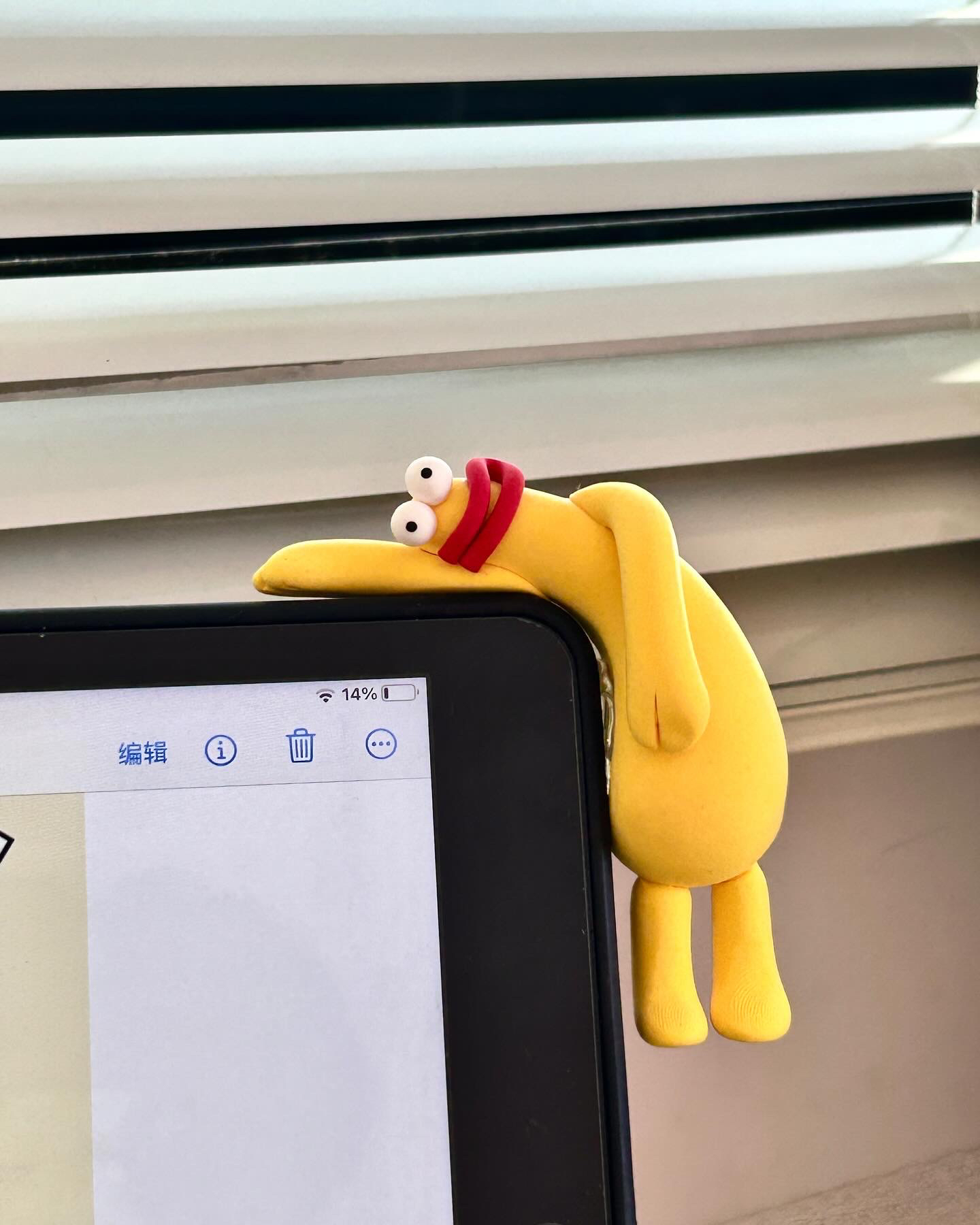 Сяохуншу с таким же милым мультяшным рисунком для украшения рабочего стола и экрана для вечеринок украшения для подруг оригинальные идеи подарков на день рождения