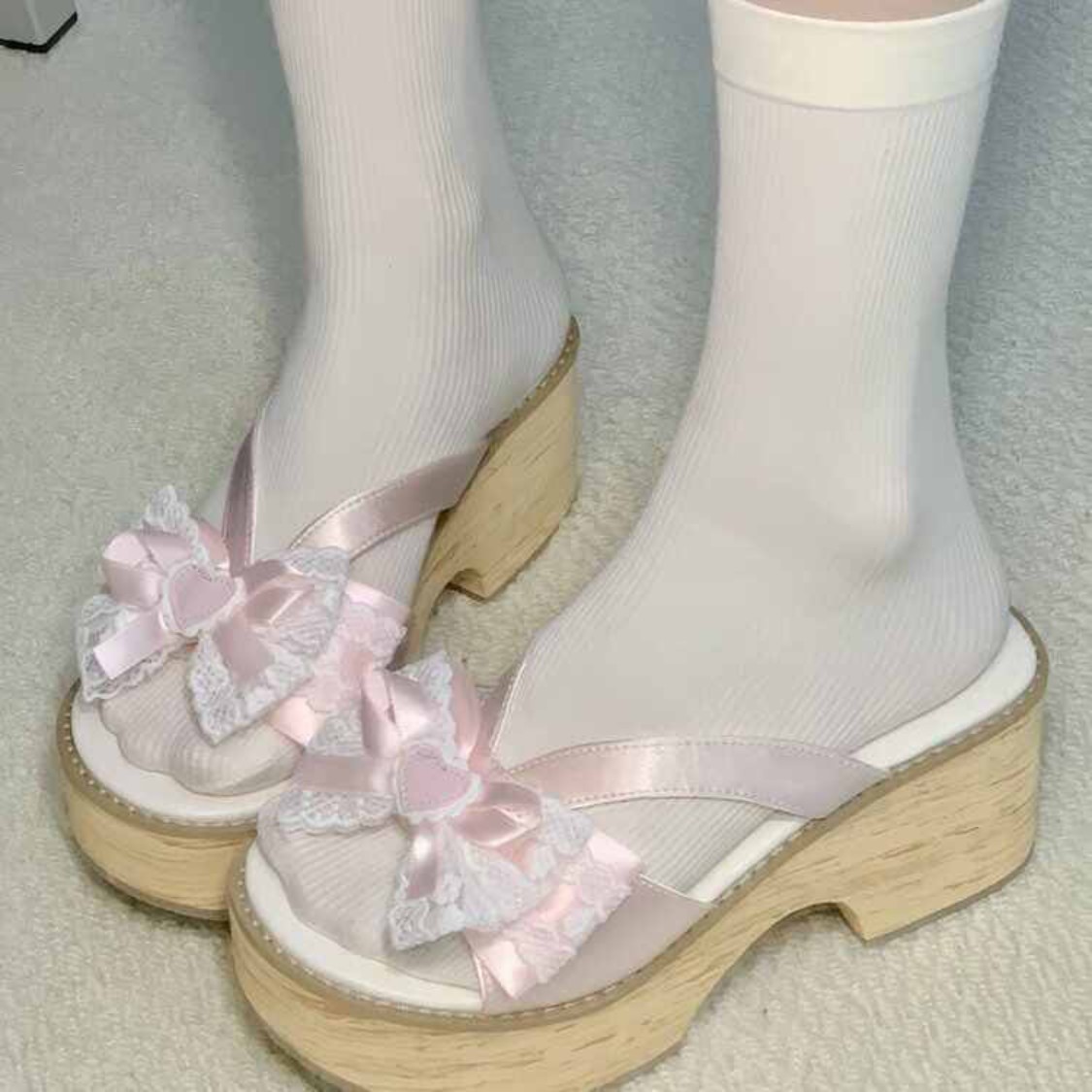 In stock: Lolita style women's slippers, summer wear, soft thick sole, Japanese style, cosplay pink wooden clogs, sweet and cute.