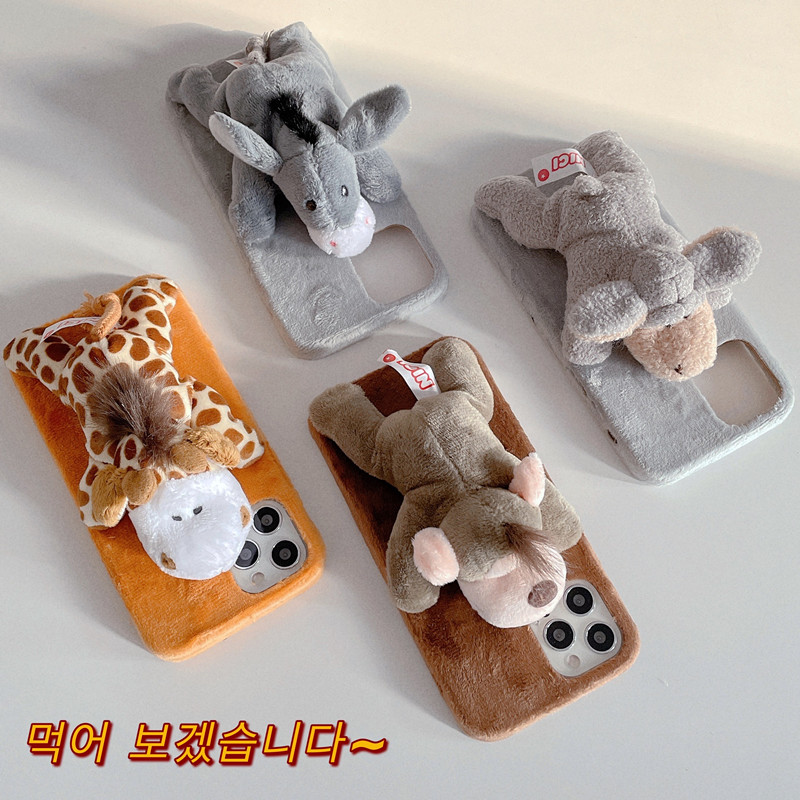 Cute plush doll-shaped phone case for Apple iPhone 16, 15, Pro, Max, 14, 13, 12, 11 Pro, XS Max, soft case for autumn and winter, 7/8p, fluffy cartoon case for girls.