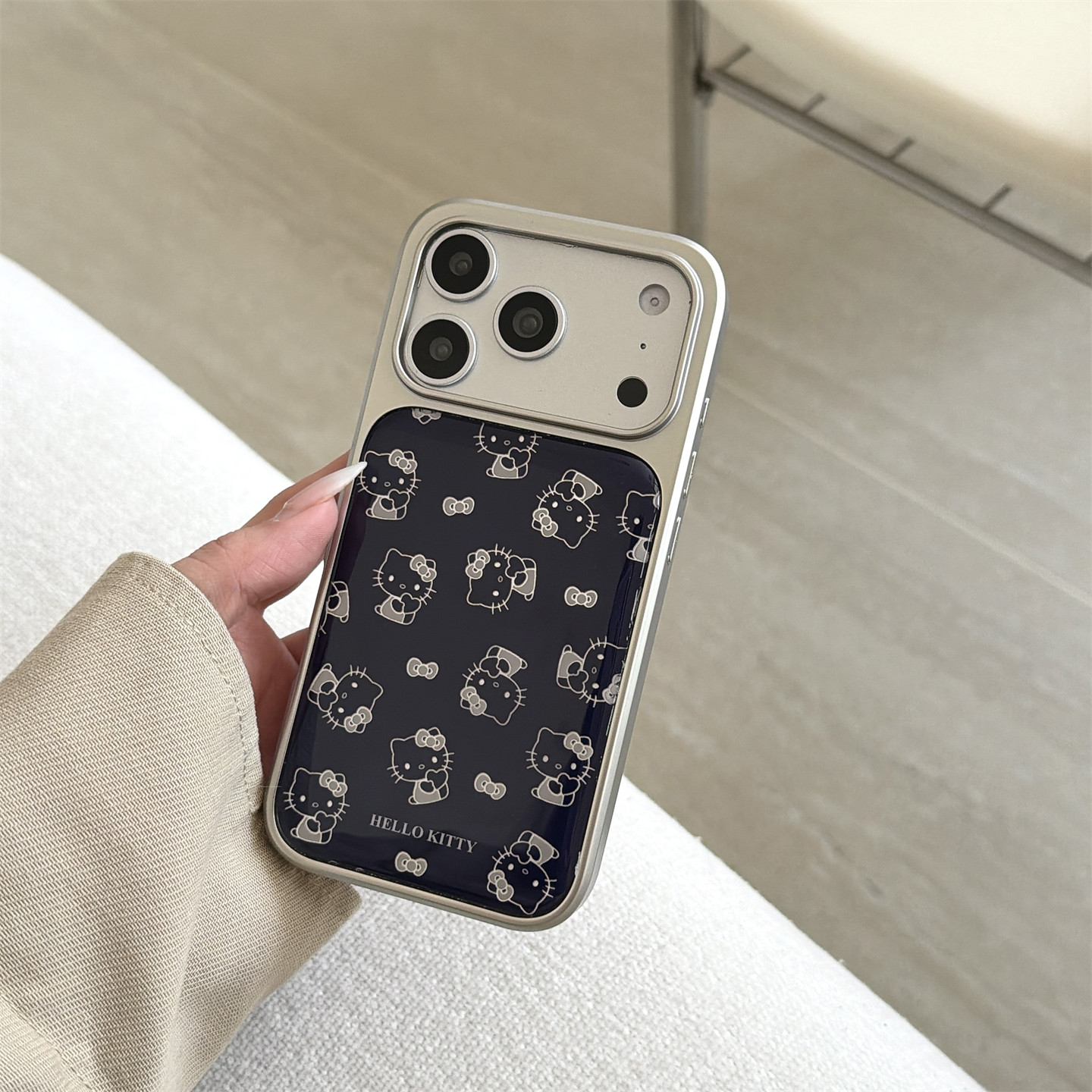 藏蓝底KT猫适用苹果18promax手机壳17pro高级感iphone16/15