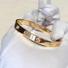 [9.8] Cartier Cartier Love Gold широкая версия 4 - буровой браслет 18 цена 91500