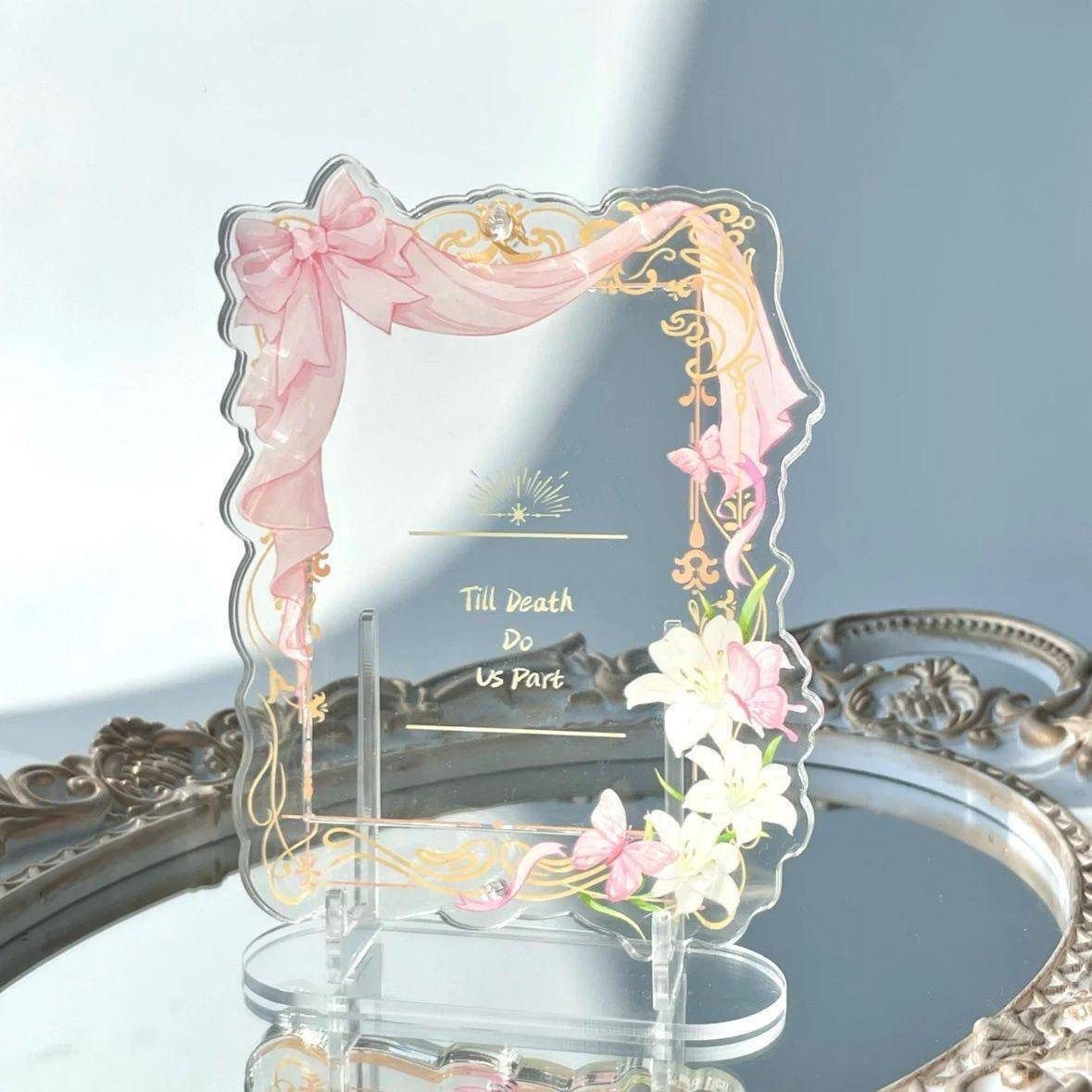 High-value acrylic 3-inch card holder with bow and floral design, perfect for gifting to classmates.