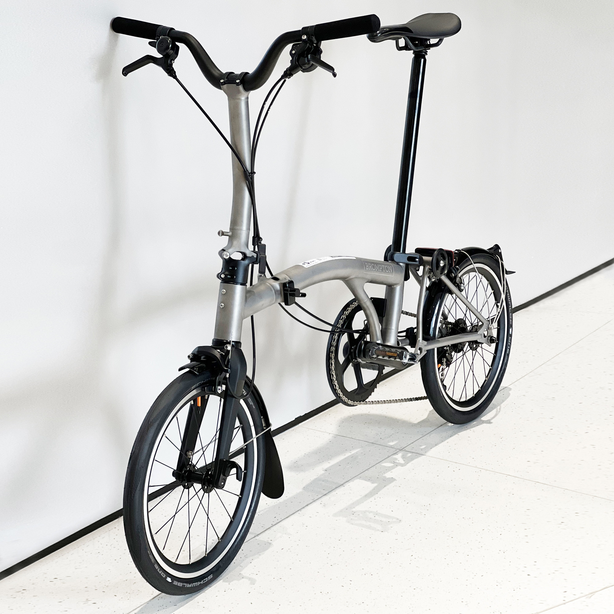 Качалка BROMPTON British small тканевый складной велосипед T Line titanium color M4L ультралегкий полностью титановый унисекс