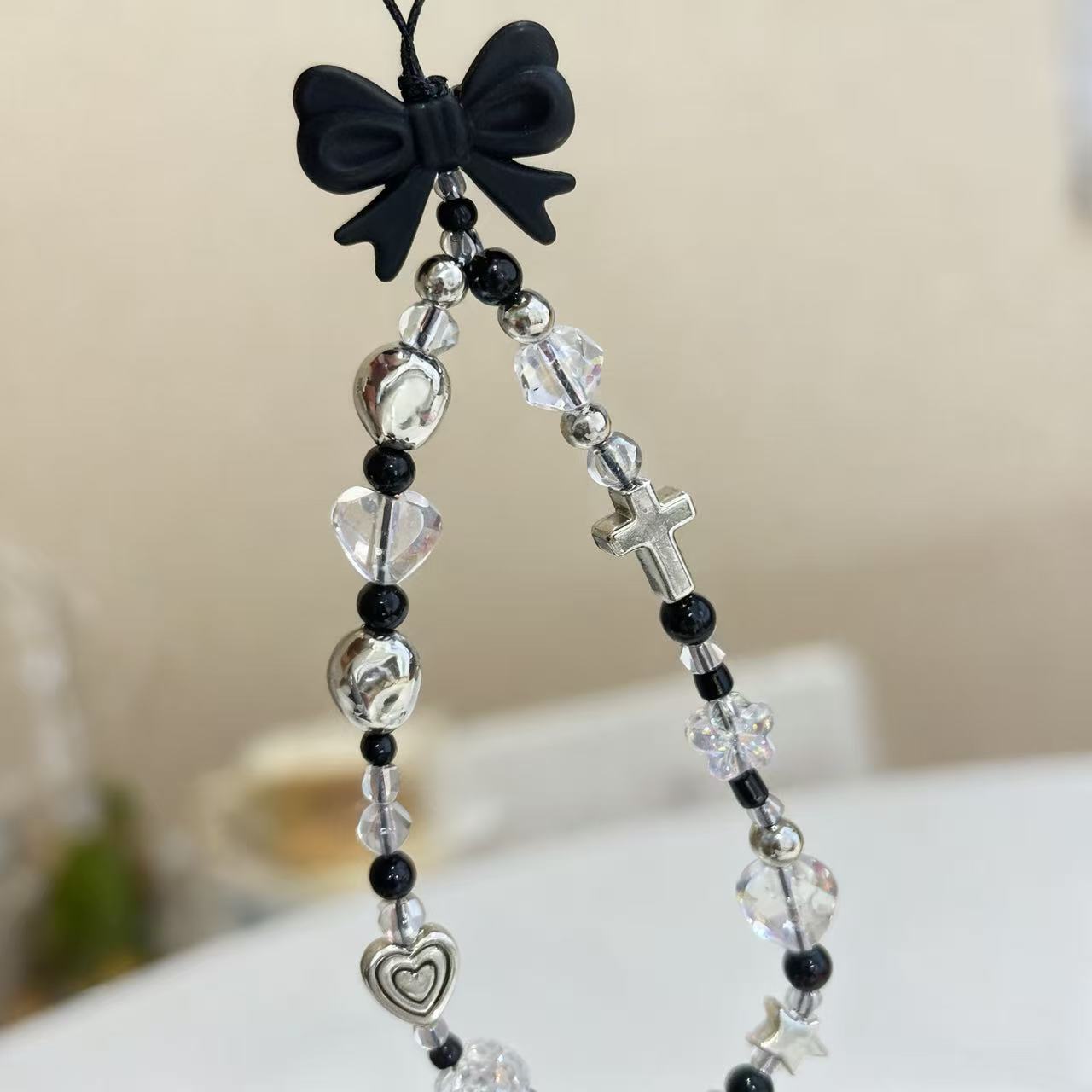 Instagram-worthy sweet and cool versatile phone charm, black bow phone case for women...