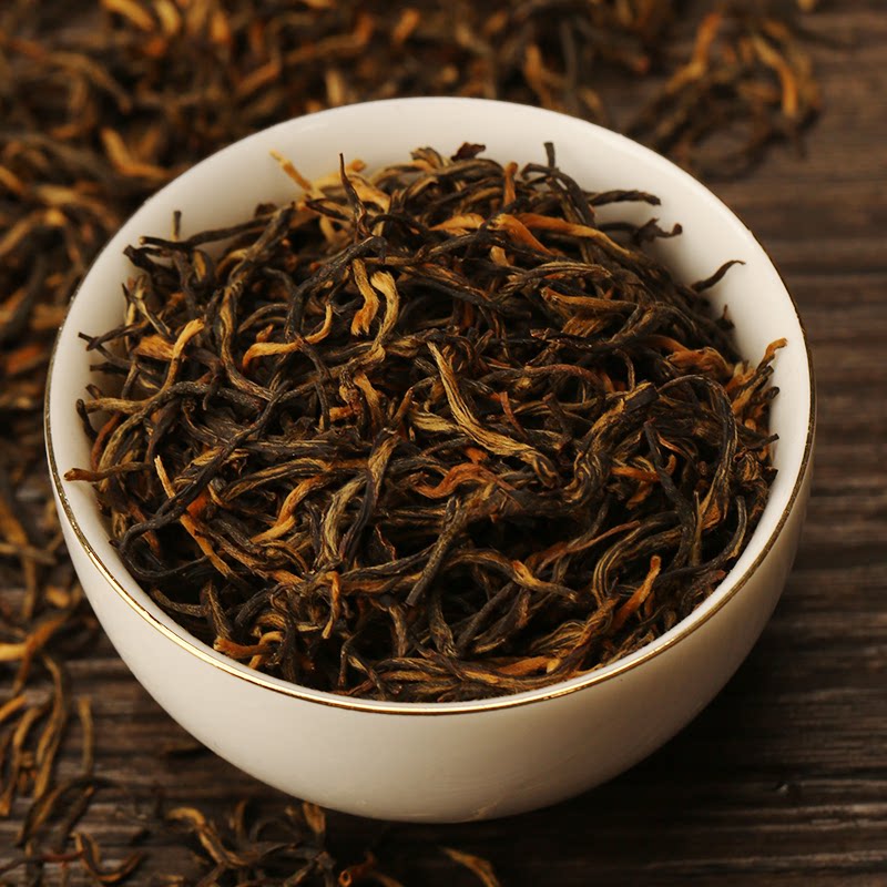 Черный чай Цзиньцзюньмэй Консервированный в подарочной коробке Tongmuguan Jinjunmei Tea Оптом Весенний чай