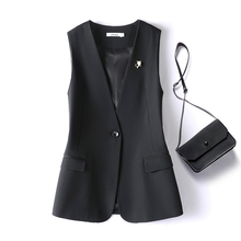 V-neck vest, women's suit vest, 2024 new spring and autumn sleeveless camisole, versatile layering small horse jacket jacket top