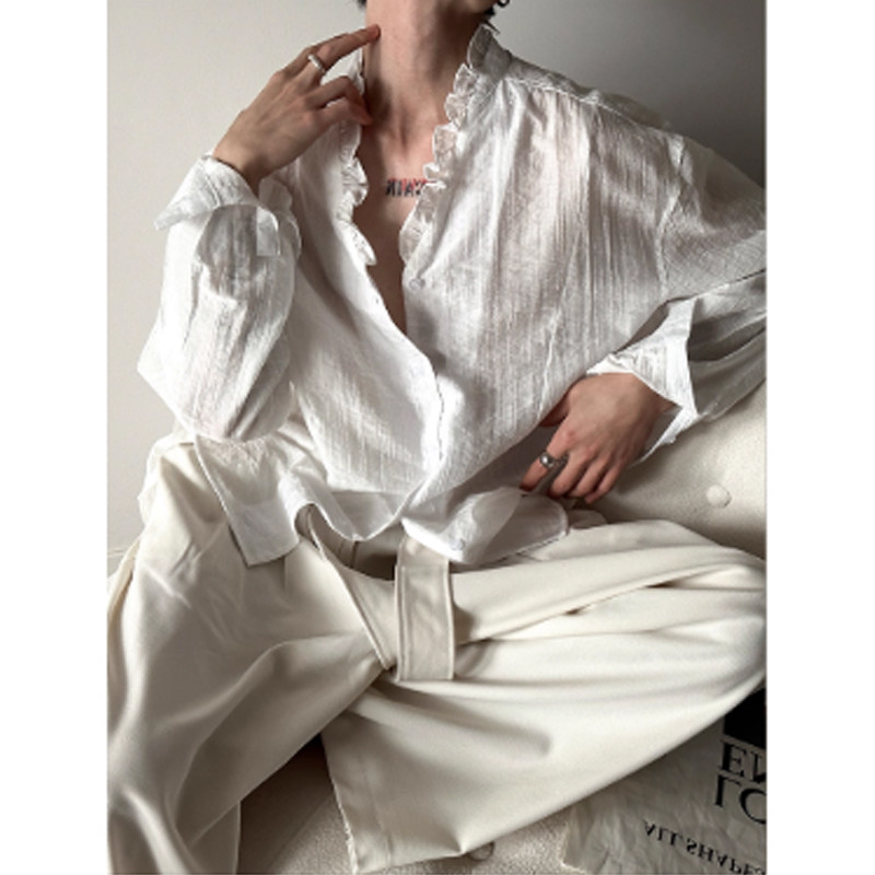 French-style textured ruffled V-neck long-sleeved shirt, perfect for autumn and summer, loose and lightweight.