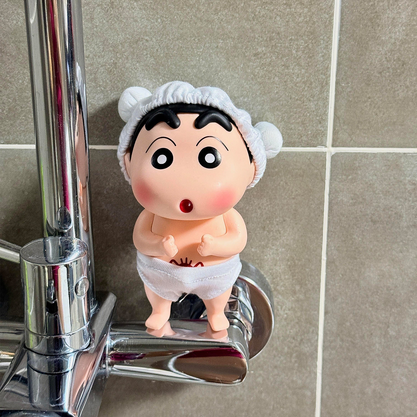 【Набор для купания Crayon Shin-chan】 Настольное украшение ручной работы, раковина для ванной комнаты, милый подарок для украшения