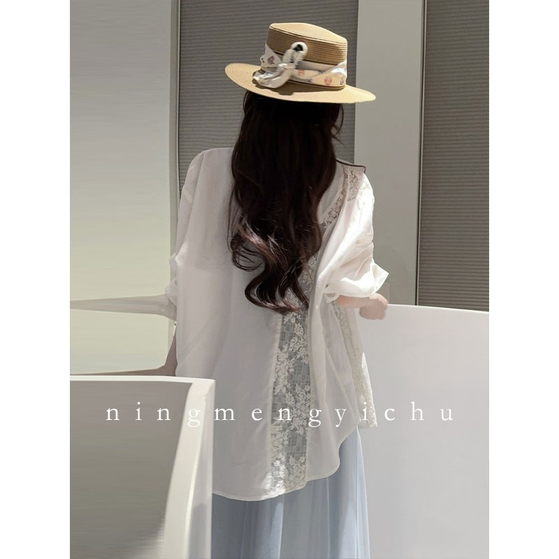 French-style high-end white sun-protective shirt for women, thin summer style, air-conditioned shirt with lace and hollow-out design, outerwear top.