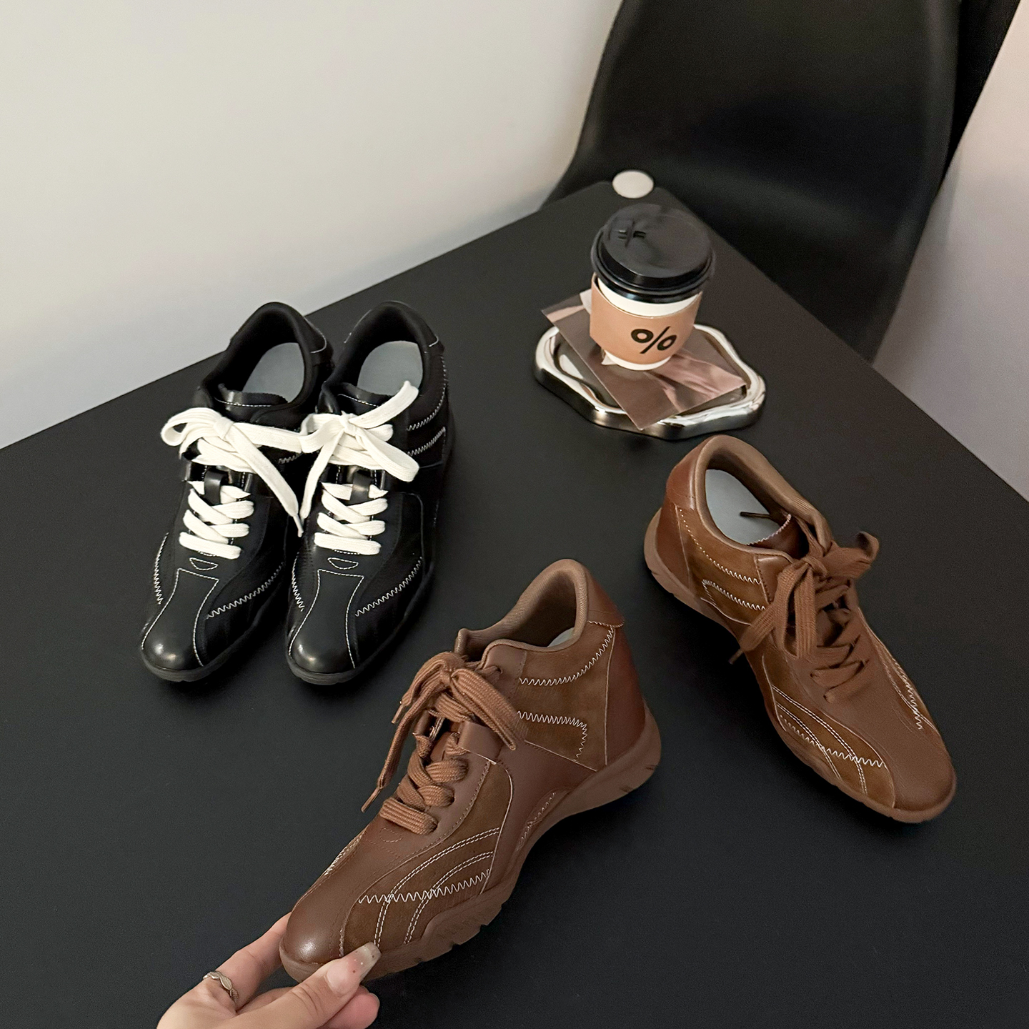 Черные немецкие кроссовки Fan Xiaoluo с небольшой внутренней отделкой; новинка 2025 года; женская осенняя спортивная обувь Forrest для отдыха на толстой подошве