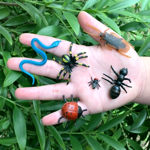 Реалистичная маленькая игрушка из мягкой резины для детского сада, паук