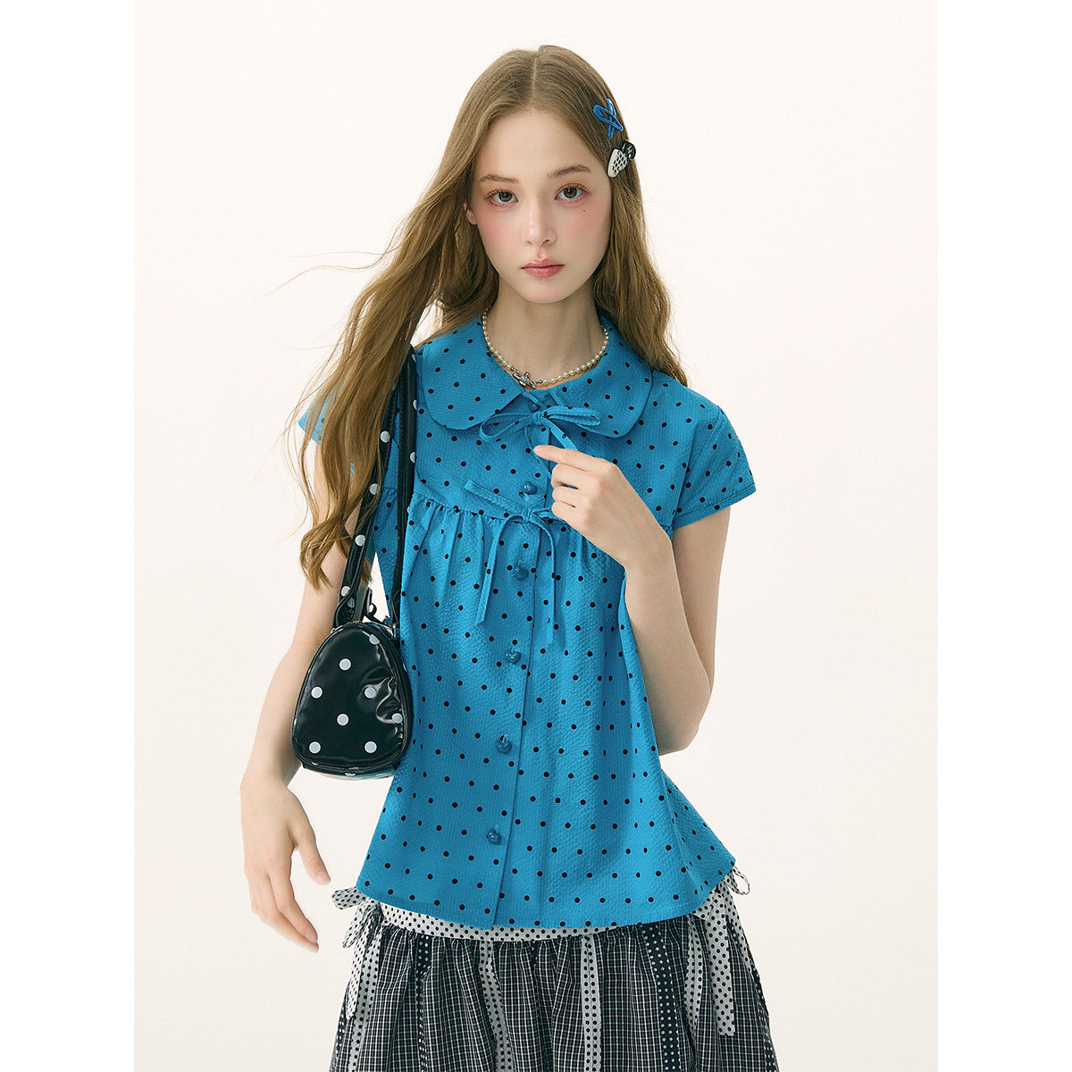 ziziFei's "Girl's Heart" Summer Peter Pan Collar Bow Blue Polka Dot College Style Short-Sleeve Shirt for Women