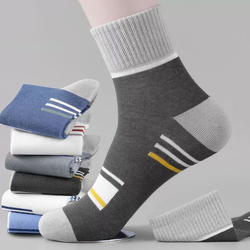 Men's striped, versatile, wear-resistant, odor proof, sweat absorbing mid tube socks for spring and autumn, summer and all seasons, mid tube trendy sports socks