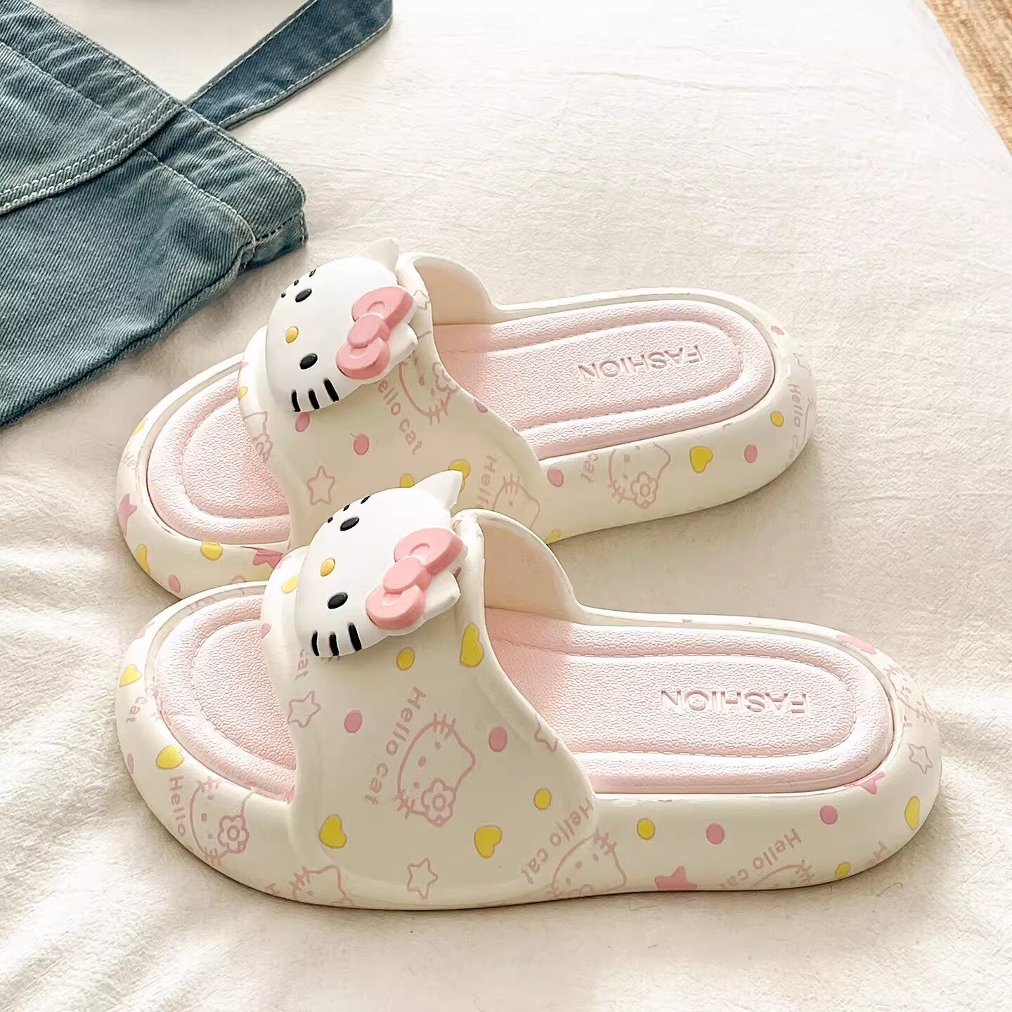 Summer Thick-Soled Non-Slip Cute Indoor Slippers for Women, 2026 New Style, KT Cat EVA Outdoor Sandals