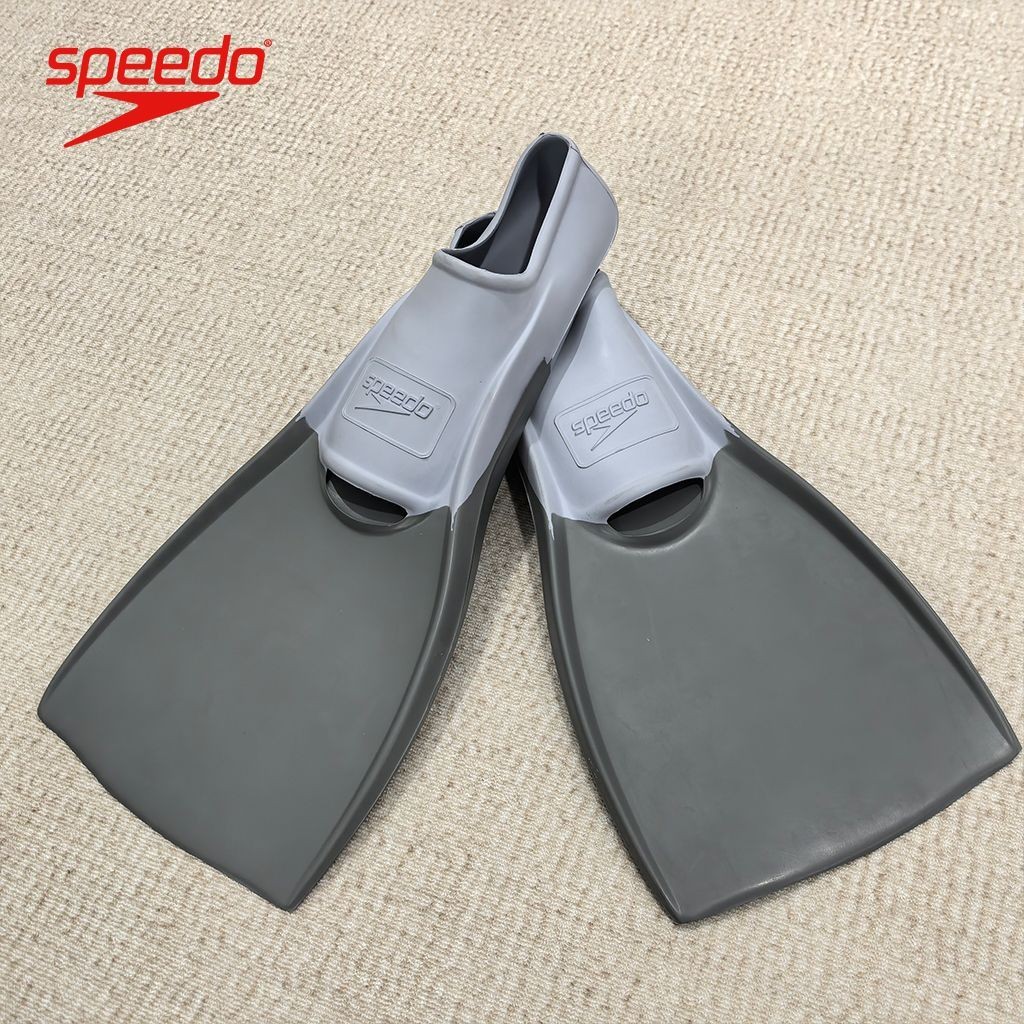 На упаковке плавок есть небольшие дефекты/Speedo multi-color extended tour...