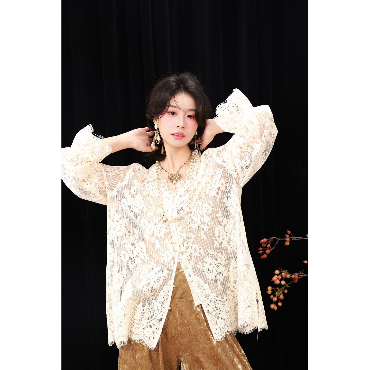 dangdang somes Silver Bell Sequence New Chinese Style Top Chenille Striped Lace Long-Sleeved White Shirt for Women