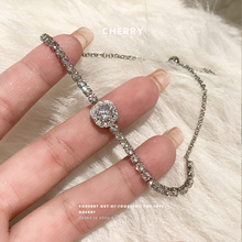 Beauty descended! Full Diamond Small Waist Titanium Steel Bracelet Female High Beauty Student Party Bracelet Light Luxury High Grade Feeling Handicraft