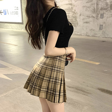 The store has had repeat customers for four thousand years. The old store has a checkered pleated skirt, a half length skirt for women in spring and autumn. The high waist, small stature, sweet and cool, spicy girl's skirt looks slimmer. The A-line short skirt pants